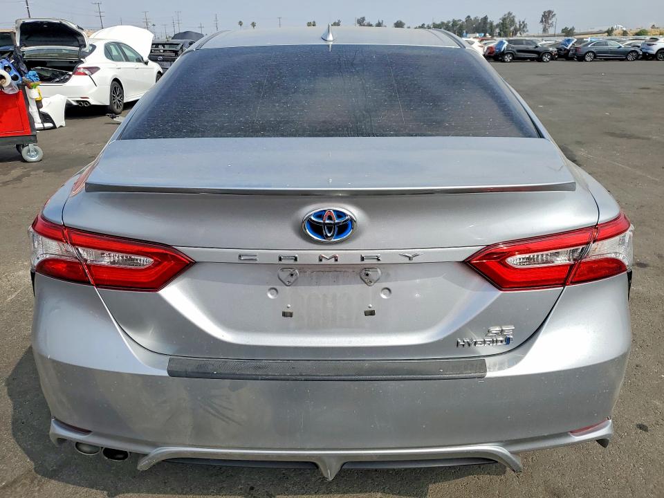 55941136 :رقم المزاد ، 4T1J31AK8LU529948 vin ، 2020 Toyota Camry مزاد بيع