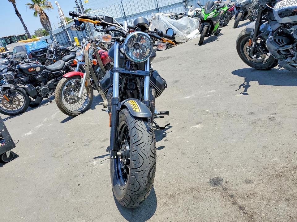 58466776 :رقم المزاد ، ZGULHU011HM000306 vin ، 2017 Moto Guzzi V9 مزاد بيع