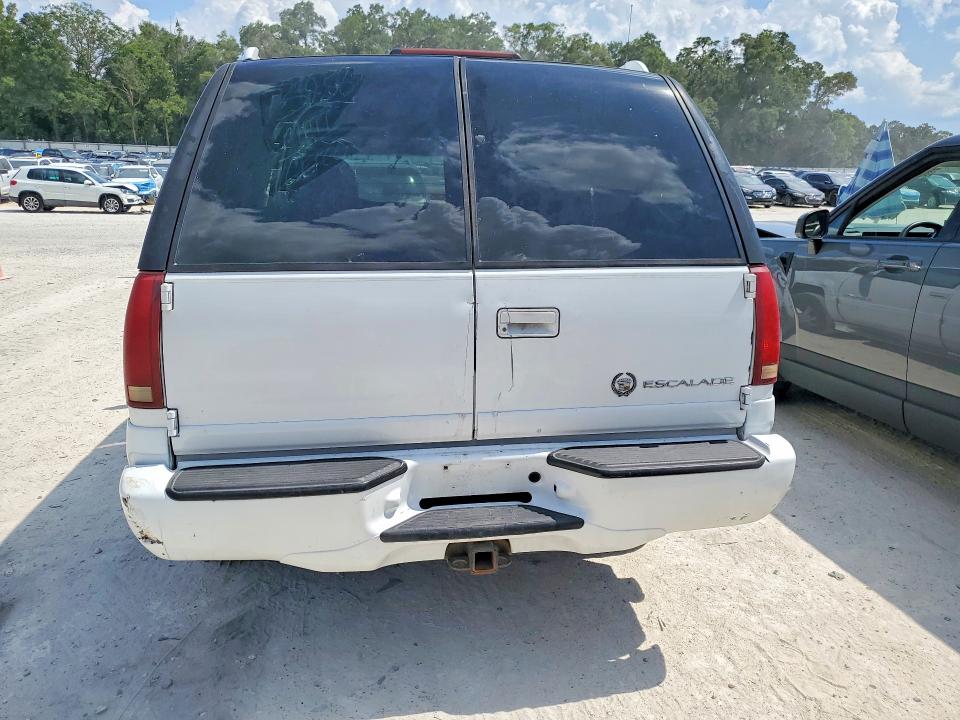 Продажа на аукционе авто 2000 Cadillac Escalade, vin: 1GYEK63R4YR221227, номер лота: 58531416