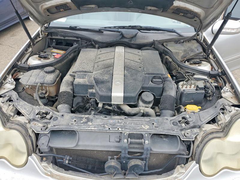 56117316 :رقم المزاد ، WDBRH64J03F324913 vin ، 2003 Mercedes-benz C مزاد بيع