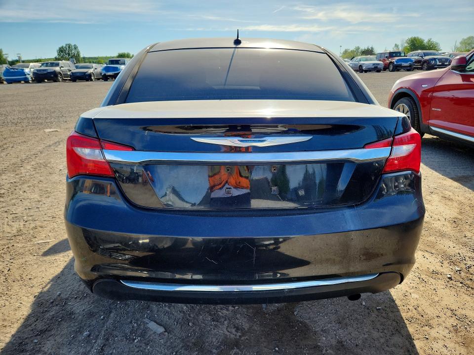 58572096 :رقم المزاد ، 1C3CCBAB3DN532744 vin ، 2013 Chrysler 200 مزاد بيع