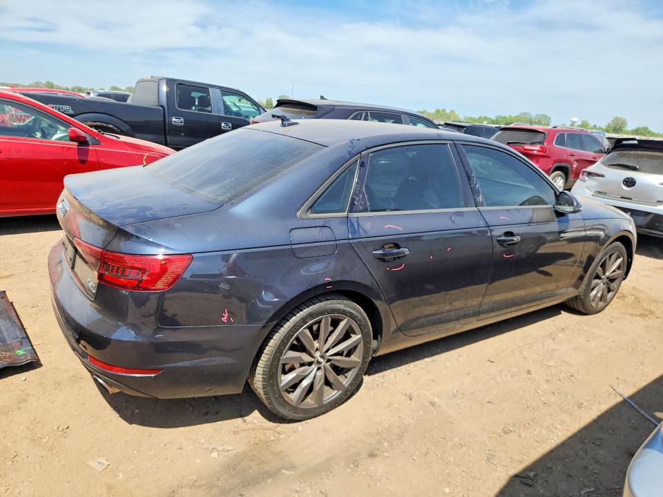 Продажа на аукционе авто 2017 Audi A4, vin: WAUANAF44HN024433, номер лота: 55123876