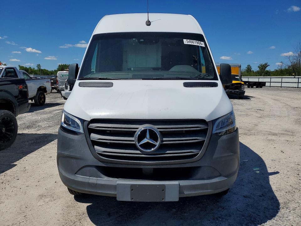 54661906 :رقم المزاد ، WD3PF1CDXKP049468 vin ، 2019 Mercedes Benz Sprinter مزاد بيع