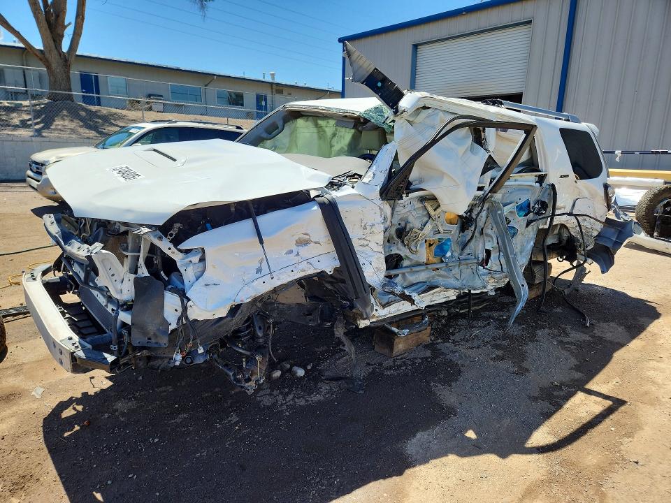 Продаж на аукціоні авто 2018 Toyota 4runner, vin: JTEBU5JR1J5502331, номер лоту: 57484926