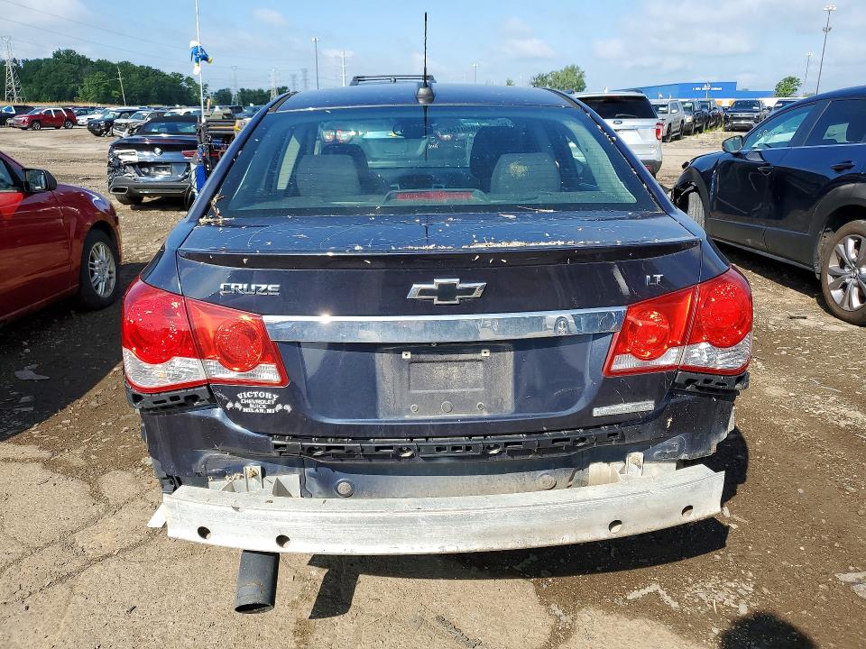 56860156 :رقم المزاد ، 1G1PC5SB8F7120056 vin ، 2015 Chevrolet Cruze مزاد بيع