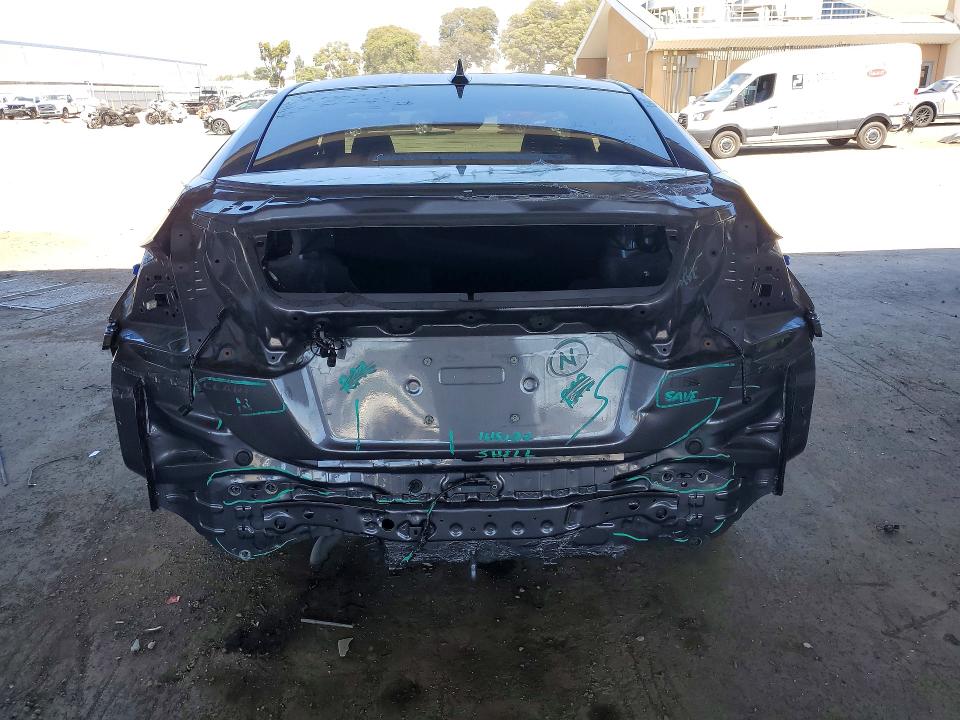 55923476 :رقم المزاد ، JHMZC5F18JC009233 vin ، 2018 Honda Clarity مزاد بيع