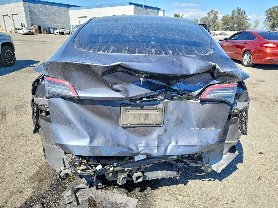 2023 Tesla Model Y მანქანა იყიდება აუქციონზე, vin: 7SAYGDEE6PA117880, აუქციონის ნომერი: 57236986