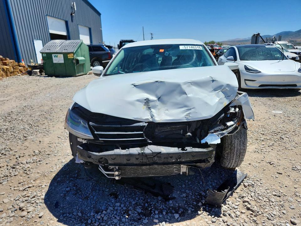 Продаж на аукціоні авто 2017 Volkswagen Jetta, vin: 3VW2B7AJ8HM375014, номер лоту: 57146316