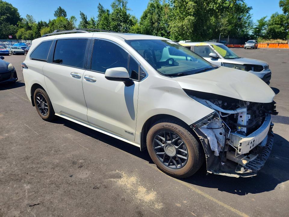 Auction sale of the 2021 Toyota Sienna, vin: 5TDJSKFCXMS028967, lot number: 58119246