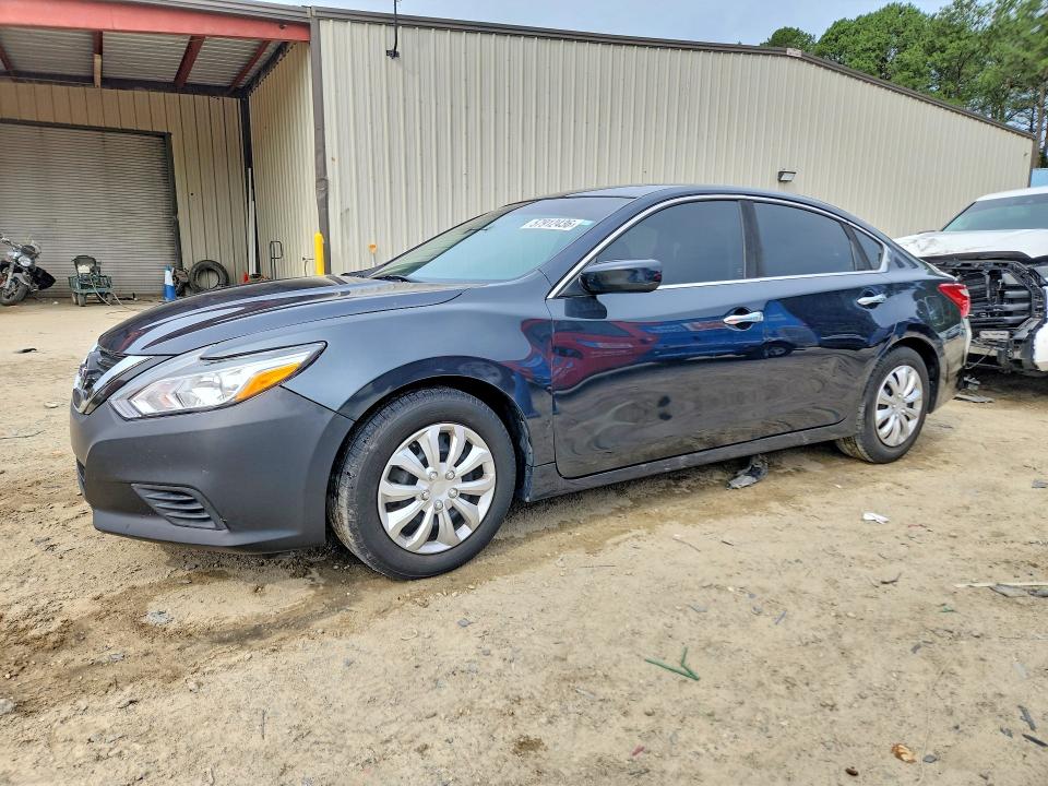 Продажа на аукционе авто 2017 Nissan Altima, vin: 1N4AL3AP7HN345569, номер лота: 57912436