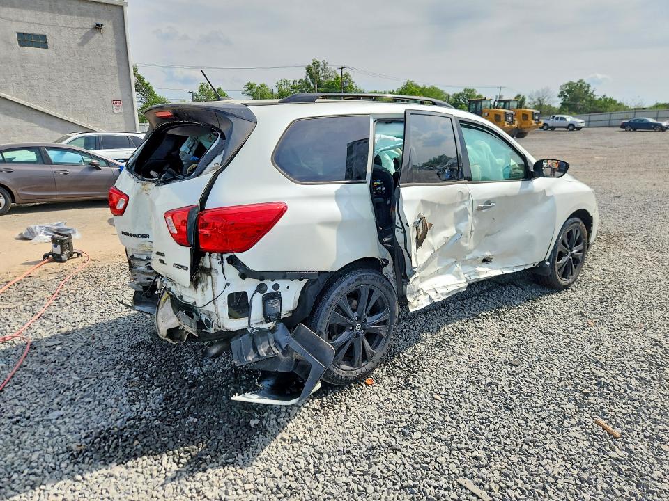 2018 Nissan Pathfinder მანქანა იყიდება აუქციონზე, vin: 5N1DR2MM0JC628149, აუქციონის ნომერი: 56475656