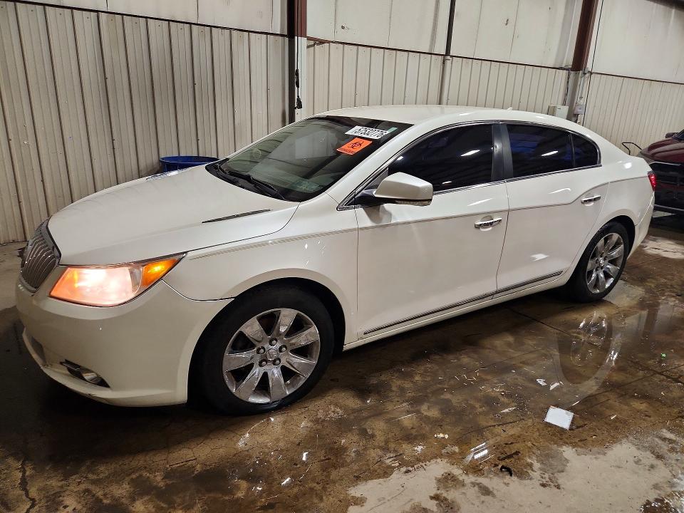 57532776 :رقم المزاد ، 1G4GC5ED8BF345884 vin ، 2011 Buick Lacrosse مزاد بيع