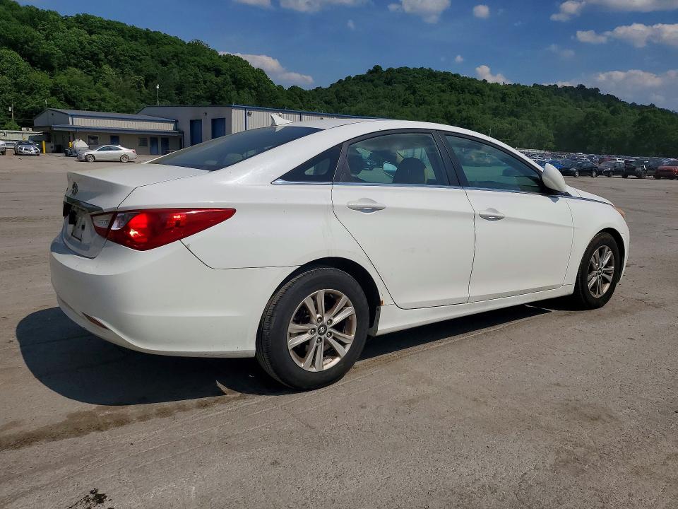 2011 Hyundai Sonata მანქანა იყიდება აუქციონზე, vin: 5NPEB4AC7BH047158, აუქციონის ნომერი: 55888116