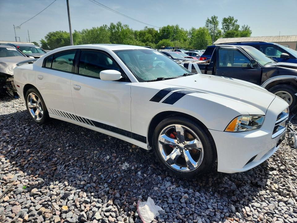 58331736 :رقم المزاد ، 2B3CL3CG4BH592873 vin ، 2011 Dodge Charger مزاد بيع