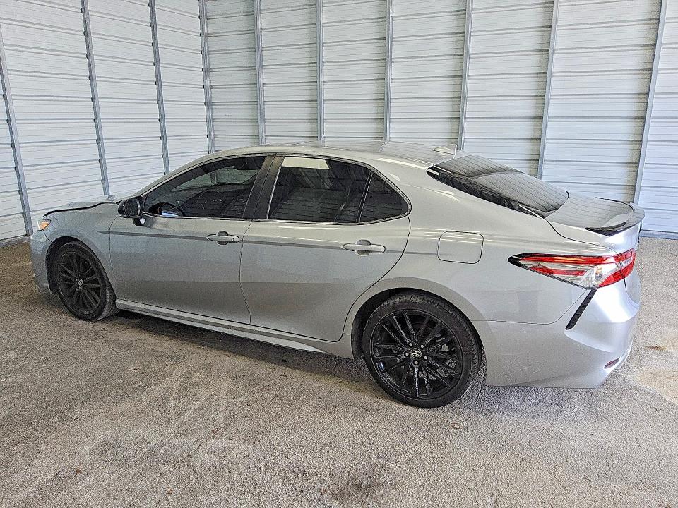 58244256 :رقم المزاد ، 4T1B11HKXKU803522 vin ، 2019 Toyota Camry مزاد بيع