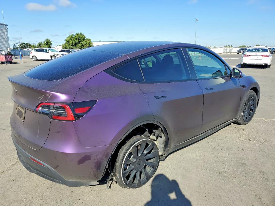 56655606 :رقم المزاد ، 7SAYGDEE4PA158198 vin ، 2023 Tesla Model Y مزاد بيع