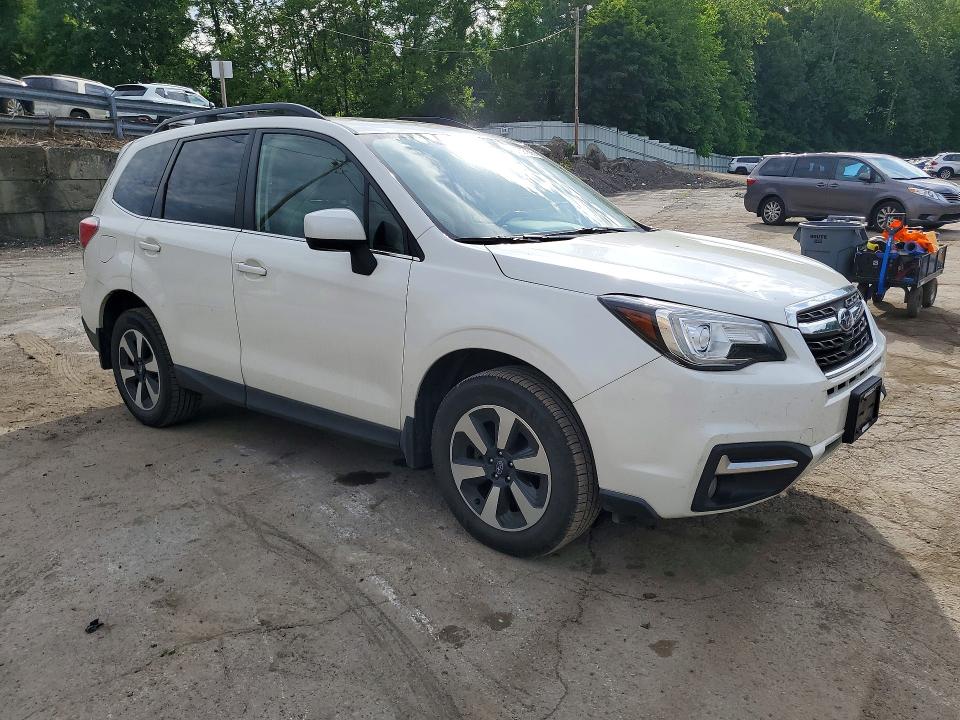 Продажа на аукционе авто 2018 Subaru Forester, vin: JF2SJARCXJH502236, номер лота: 57327836