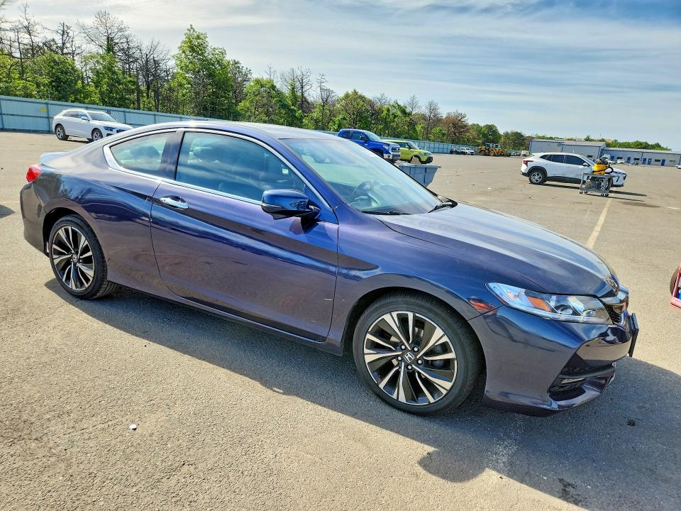 58777146 :رقم المزاد ، 1HGCT1B80GA012684 vin ، 2016 Honda Accord مزاد بيع