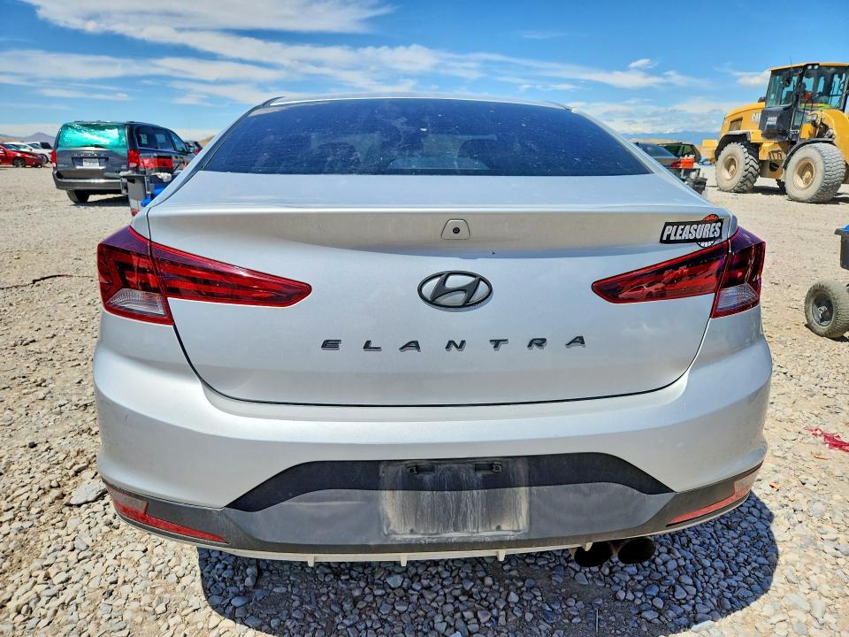 59219396 :رقم المزاد ، 5NPD74LF8KH497941 vin ، 2019 Hyundai Elantra مزاد بيع