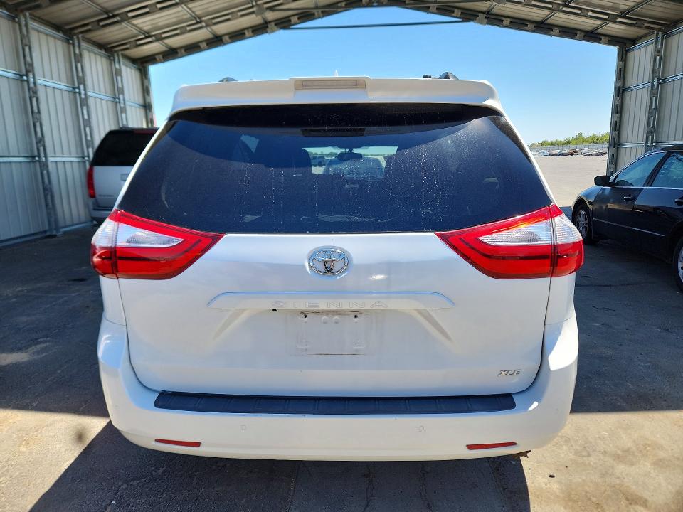 Продажа на аукционе авто 2018 Toyota Sienna, vin: 5TDYZ3DC0JS932776, номер лота: 59119946
