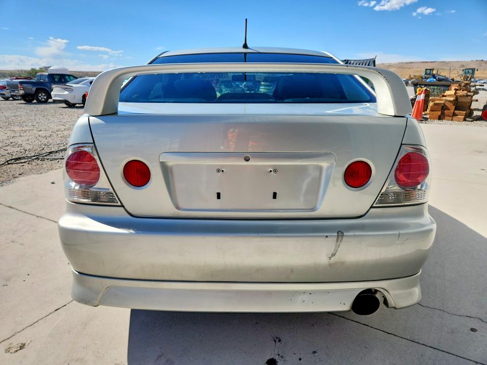 Продажа на аукционе авто 1999 Toyota Altezza, vin: SXE100019858, номер лота: 58798296