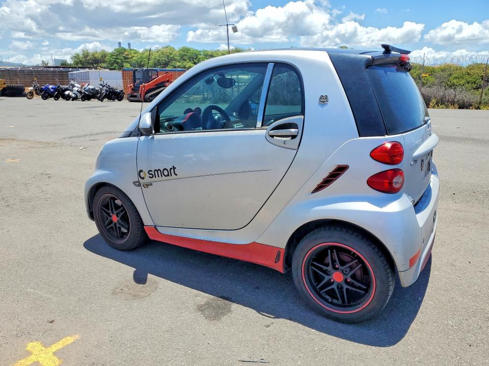 57528936 :رقم المزاد ، WMEEJ3BA5DK683402 vin ، 2013 Smart Fortwo مزاد بيع