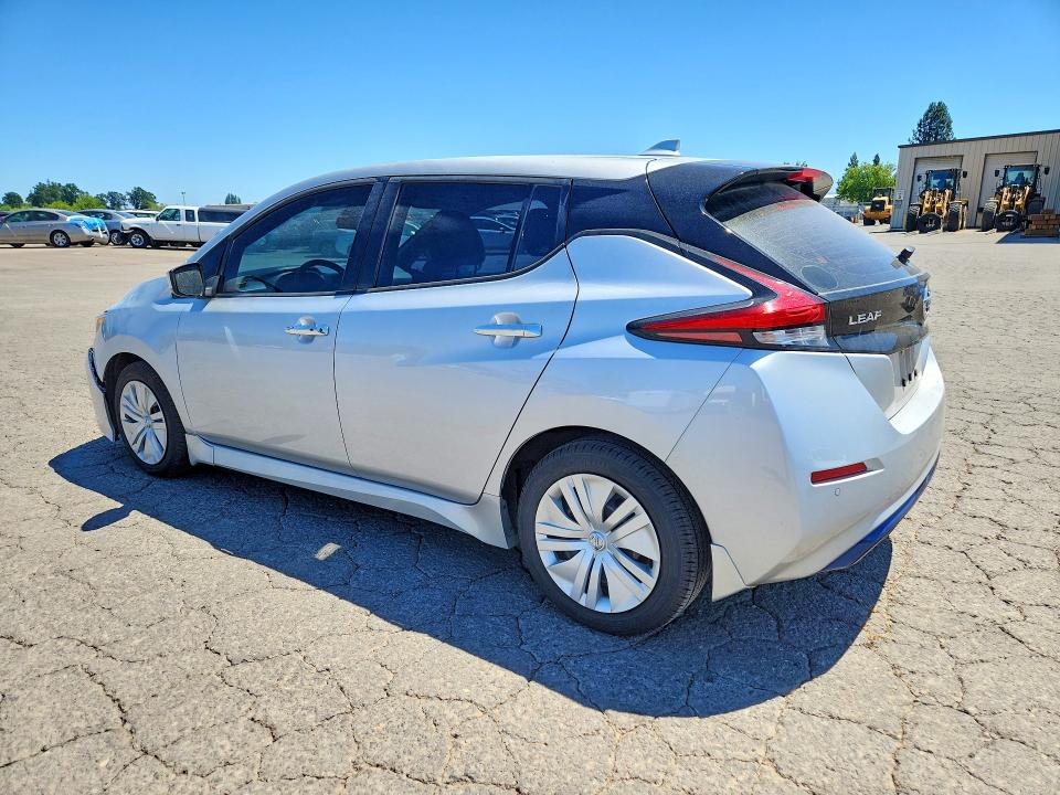 57367536 :رقم المزاد ، 1N4AZ1BV3NC551589 vin ، 2022 Nissan Leaf مزاد بيع