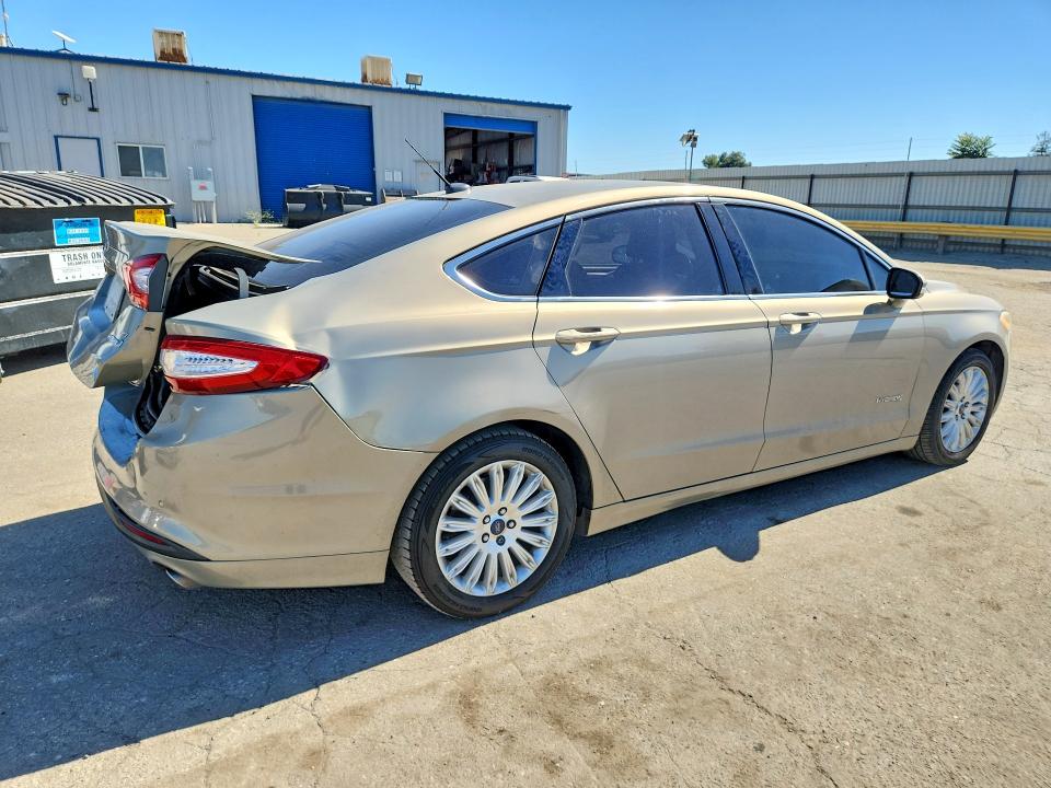 Auction sale of the 2015 Ford Fusion, vin: 3FA6P0LU5FR306386, lot number: 57253316