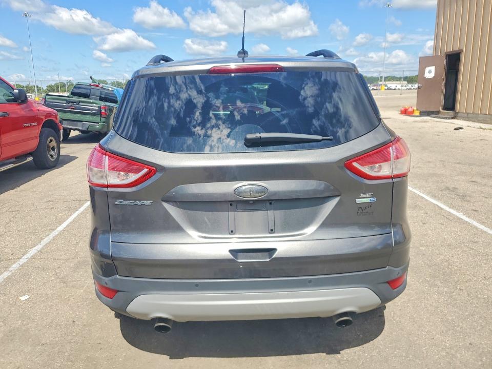 2015 Ford Escape მანქანა იყიდება აუქციონზე, vin: 1FMCU9GX8FUB82049, აუქციონის ნომერი: 57305176