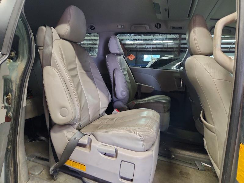 58784856 :رقم المزاد ، 5TDDK3DC0ES090711 vin ، 2014 Toyota Sienna مزاد بيع