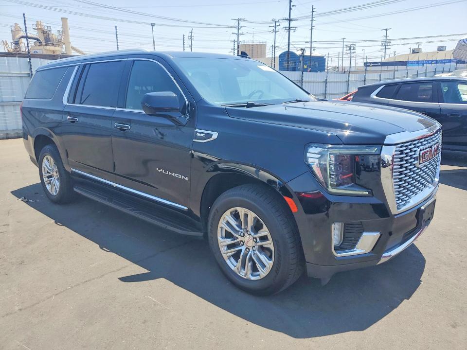 58760696 :رقم المزاد ، 1GKS1GKD3MR366412 vin ، 2021 Gmc Yukon Xl مزاد بيع