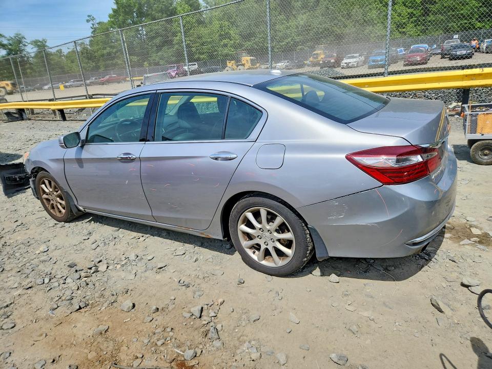 2017 Honda Accord მანქანა იყიდება აუქციონზე, vin: 1HGCR3F85HA010404, აუქციონის ნომერი: 55900056