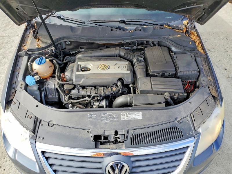 55275846 :رقم المزاد ، WVWXM9AN5AE075055 vin ، 2010 Volkswagen Passat مزاد بيع