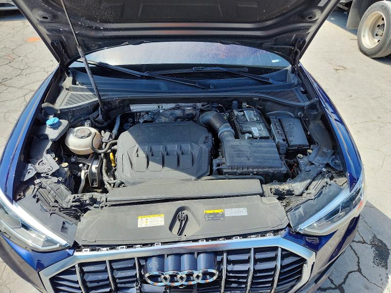 2021 Audi Q3 მანქანა იყიდება აუქციონზე, vin: WA1EECF31M1115677, აუქციონის ნომერი: 55855896