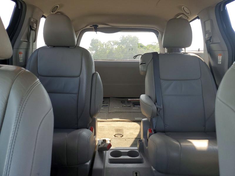 Продажа на аукционе авто 2017 Toyota Sienna, vin: 5TDYZ3DC2HS830079, номер лота: 57713846