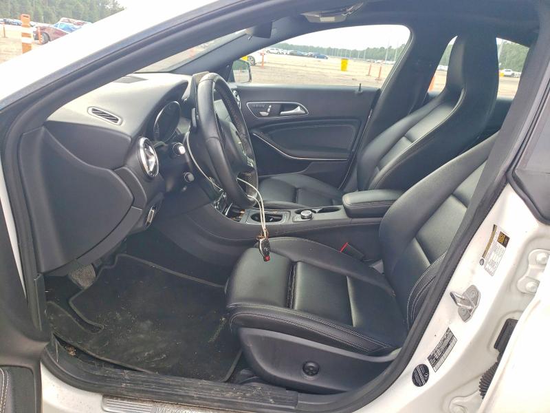 56228316 :رقم المزاد ، WDDSJ4EB8JN680201 vin ، 2018 Mercedes-benz Cla مزاد بيع
