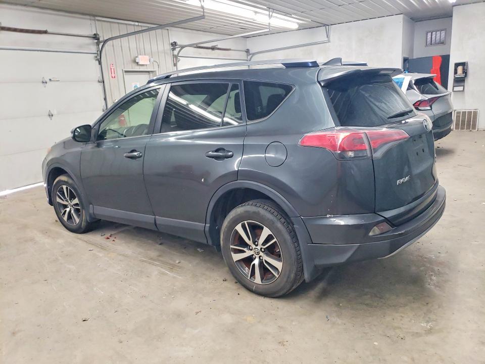 2017 Toyota Rav4 მანქანა იყიდება აუქციონზე, vin: JTMRFREV7HD201638, აუქციონის ნომერი: 55623506