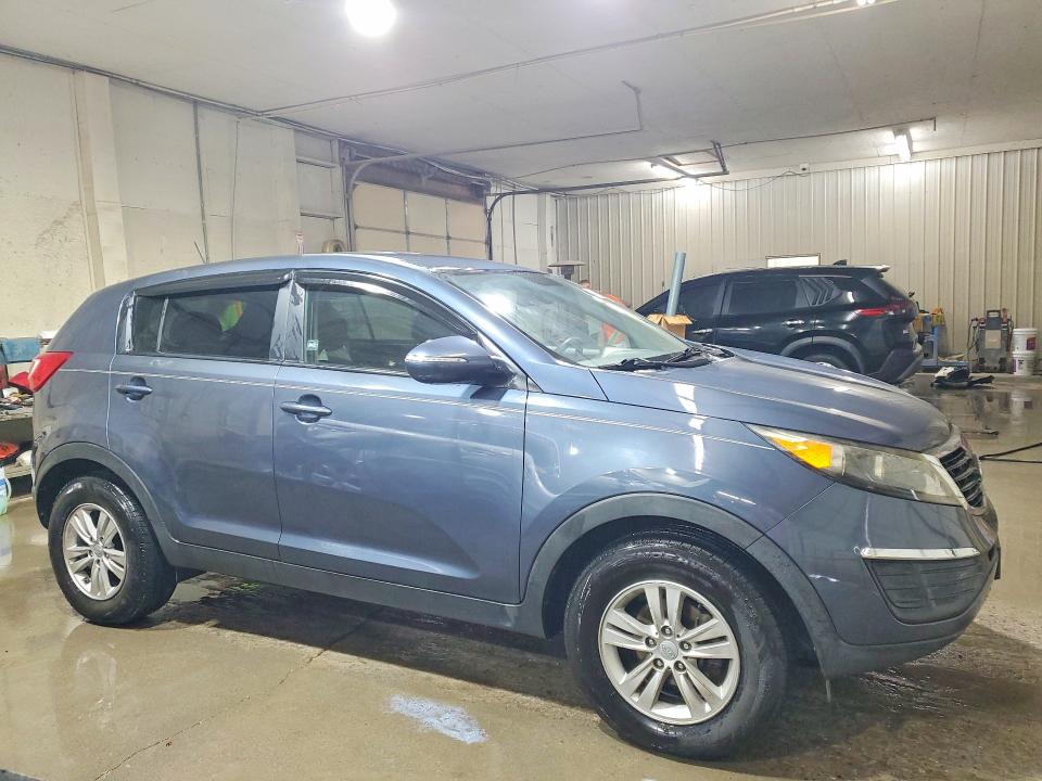 2011 Kia Sportage მანქანა იყიდება აუქციონზე, vin: KNDPB3A23B7048886, აუქციონის ნომერი: 56455926