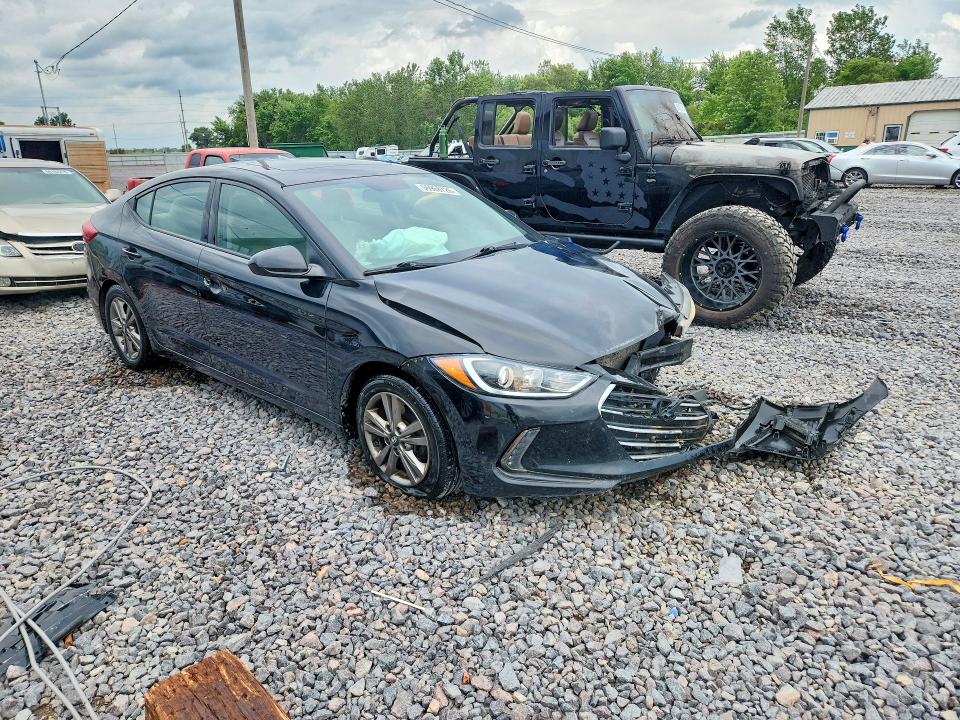 2017 Hyundai Elantra მანქანა იყიდება აუქციონზე, vin: 5NPD84LFXHH198182, აუქციონის ნომერი: 56968726