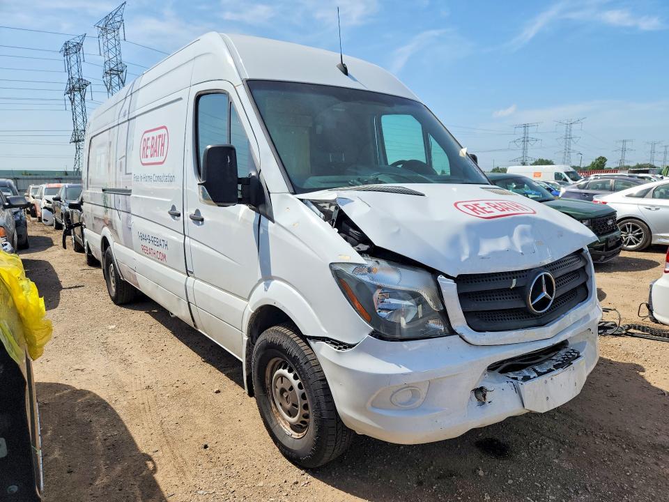 59151206 :رقم المزاد ، WD3PE8DD9GP272084 vin ، 2016 Mercedes-benz Sprinter مزاد بيع