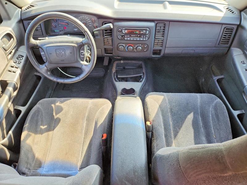 58684606 :رقم المزاد ، 1D7HL48NX4S579337 vin ، 2004 Dodge Dakota مزاد بيع