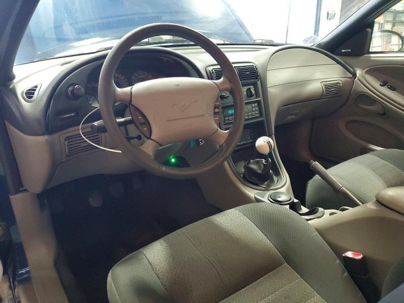 56568666 :رقم المزاد ، 1FAFP42X9YF177944 vin ، 2000 Ford Mustang مزاد بيع