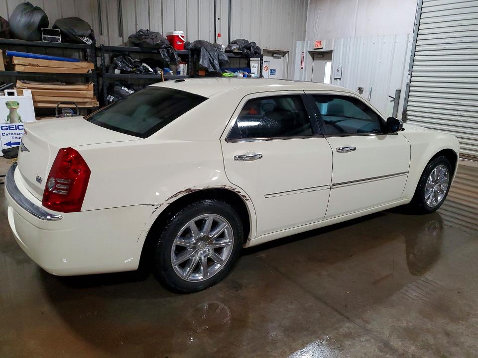 Продажа на аукционе авто 2010 Chrysler 300, vin: 2C3CA3CV5AH211120, номер лота: 58540146