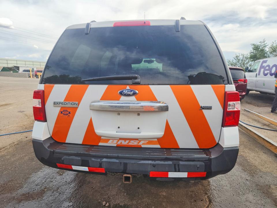 2013 Ford Expedition მანქანა იყიდება აუქციონზე, vin: 1FMJU1G52DEF49221, აუქციონის ნომერი: 56814846