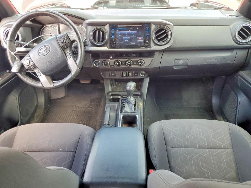 56640186 :رقم المزاد ، 3TMCZ5AN8JM128415 vin ، 2018 Toyota Tacoma مزاد بيع