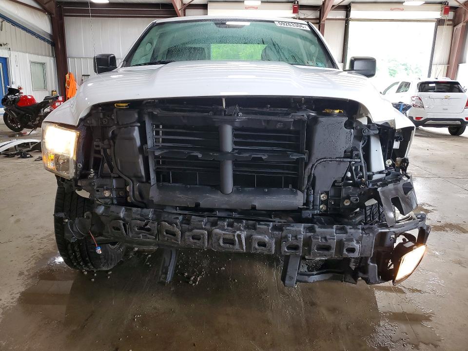 59263306 :رقم المزاد ، 1C6RR7FT4GS402231 vin ، 2016 Ram 1500 مزاد بيع