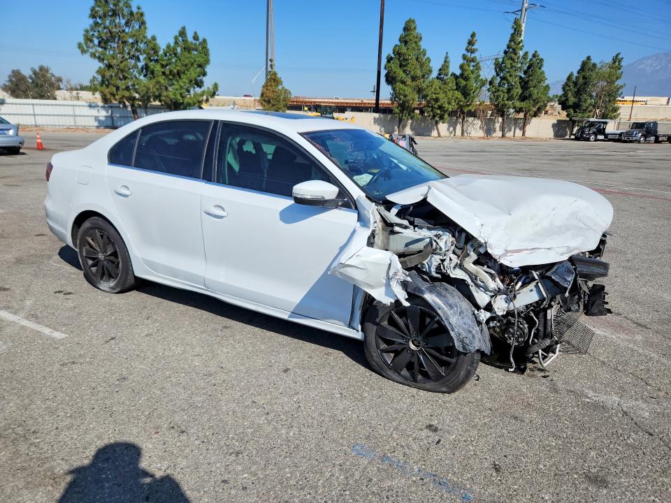 2016 Volkswagen Jetta მანქანა იყიდება აუქციონზე, vin: 3VWD67AJ5GM328499, აუქციონის ნომერი: 58297656