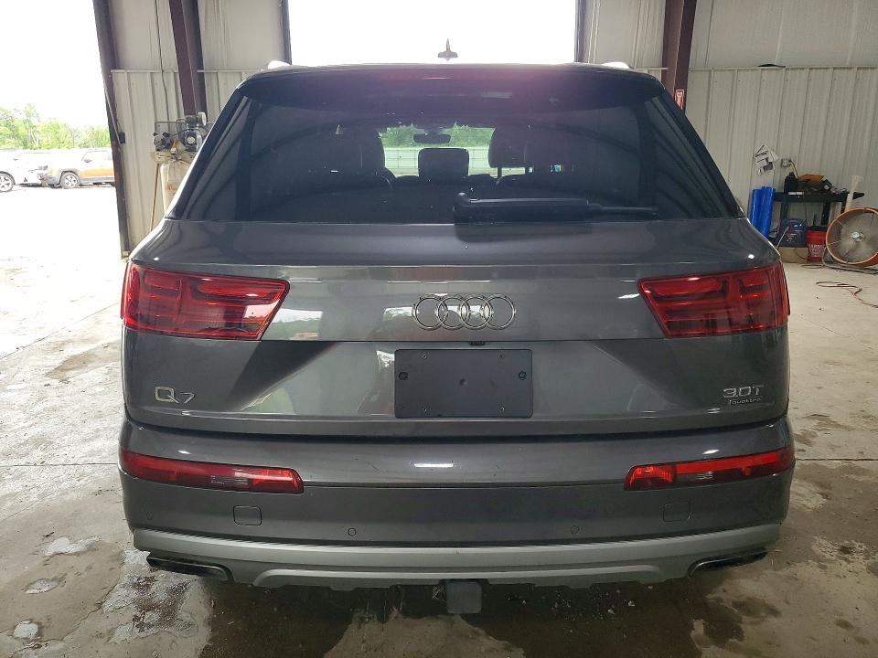 2018 Audi Q7 მანქანა იყიდება აუქციონზე, vin: WA1LAAF71JD033730, აუქციონის ნომერი: 57922106