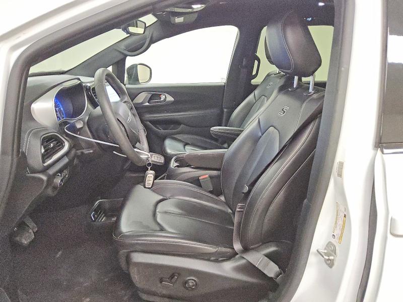 55712636 :رقم المزاد ، 2C4RC1BG5PR598861 vin ، 2023 Chrysler Pacifica مزاد بيع