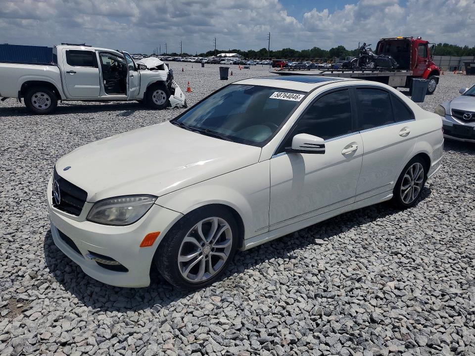2011 Mercedes-benz C მანქანა იყიდება აუქციონზე, vin: WDDGF5EB5BR137136, აუქციონის ნომერი: 58764046